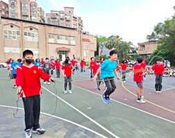 1140408跳繩發表會:LINE_ALBUM_114年4月全校學生朝會_250409_1