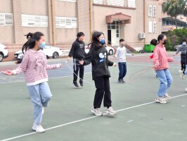 1140408跳繩發表會:LINE_ALBUM_114年4月全校學生朝會_250409_3