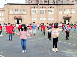 1140408跳繩發表會:LINE_ALBUM_114年4月全校學生朝會_250409_5
