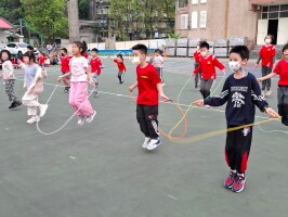 1140408跳繩發表會:LINE_ALBUM_114年4月全校學生朝會_250409_6